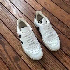 Veja sneakers